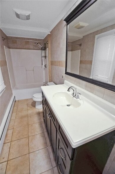 Building Photo - 292 Pleasant St