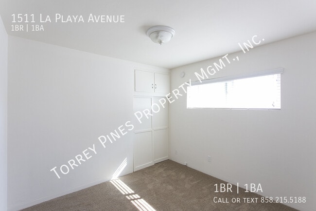 Building Photo - 1511 La Playa Ave