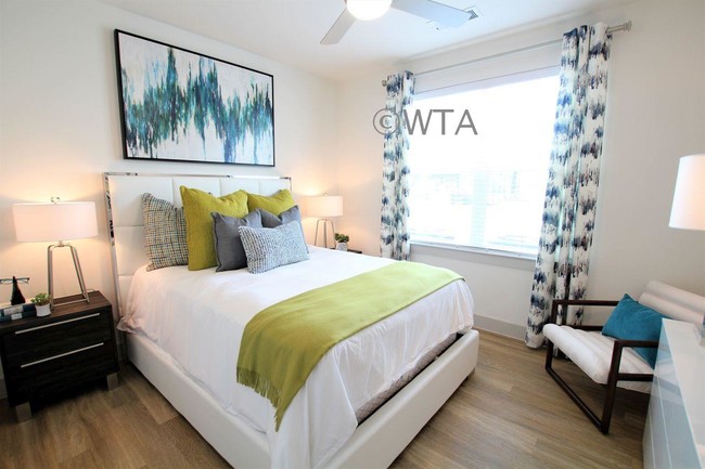 Building Photo - 1 bedroom in Austin Tx 78748
