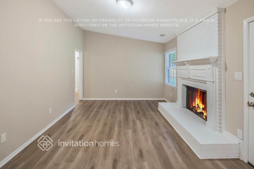 Building Photo - 214 Armstrong Dr