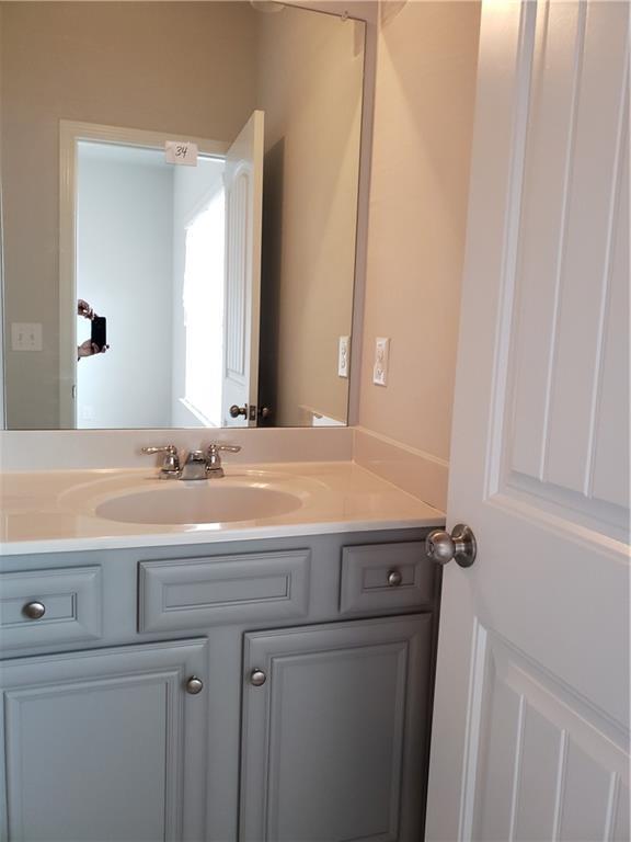 Building Photo - 5655 Mirror Lake Dr