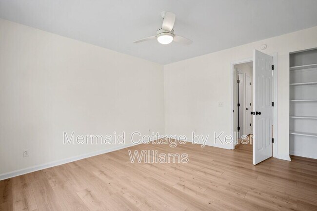 Building Photo - 7 Grandiflora Ln