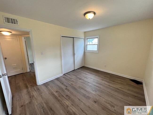 Building Photo - 1008 Terrace Blvd