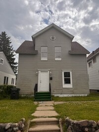 Building Photo - Large 4 bedroom Home
