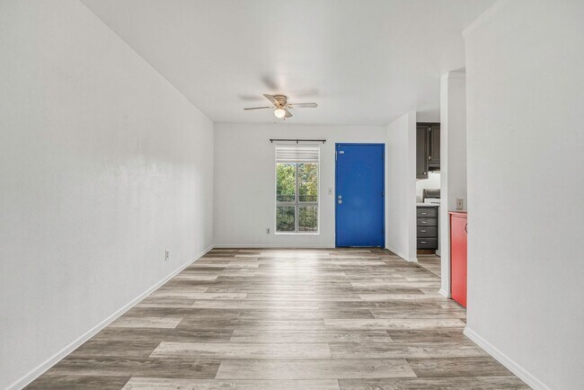 Building Photo - 243 S Avenue 50