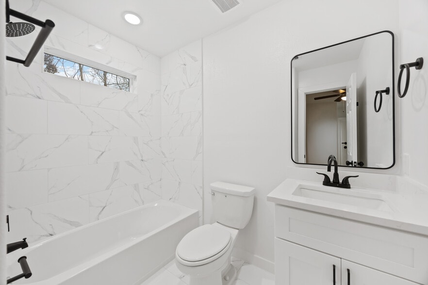 Building Photo - 8112 De Priest St