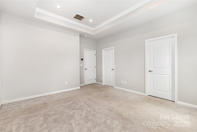 Building Photo - 2523 Grantham Place Dr