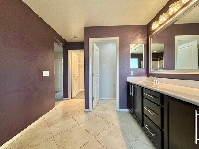 Building Photo - 10544 Pembroke Bay St