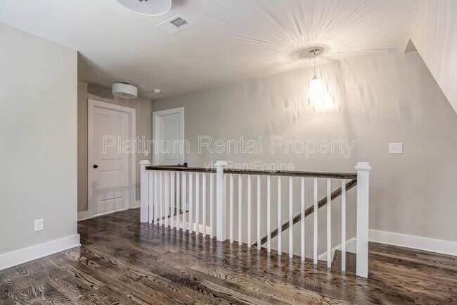 Building Photo - 1104 Rosedale Rd NE