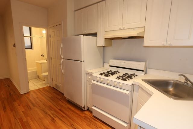 Building Photo - 909 W Dakin St