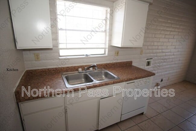 Building Photo - 11212 Wharf Cove Dr