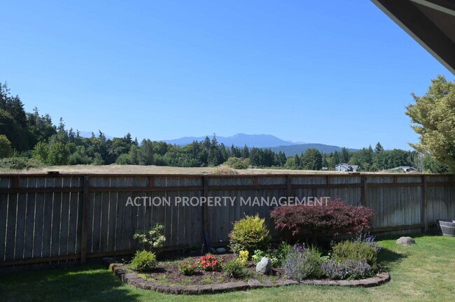 Building Photo - 3 bed 2 bath in Jennies Meadow, Sequim