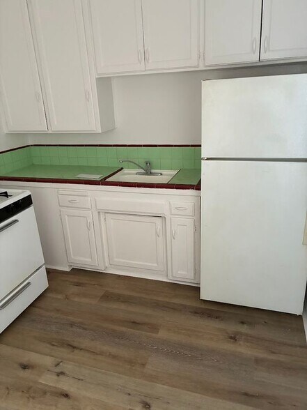 Building Photo - 4820 W Slauson Ave