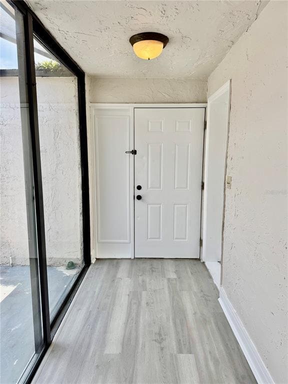 Building Photo - 633 Desoto Dr