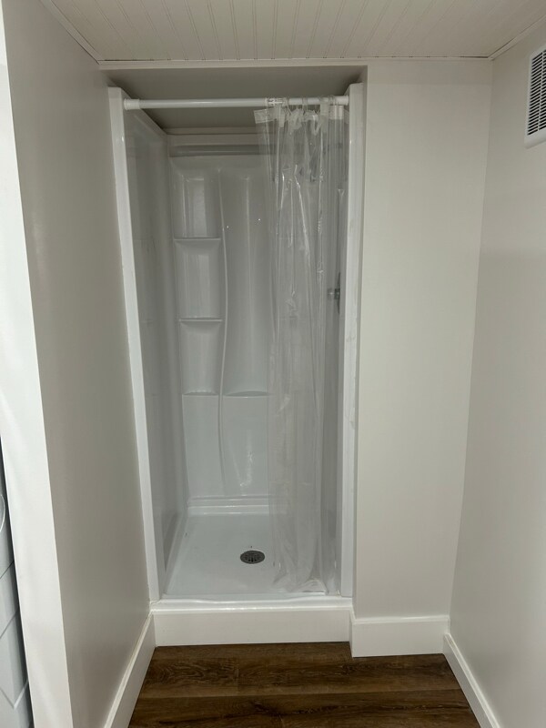 Building Photo - 349 Naubuc Ave