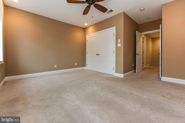 Building Photo - 2012 Carpenter St