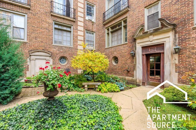 Building Photo - 909 Elmwood Ave