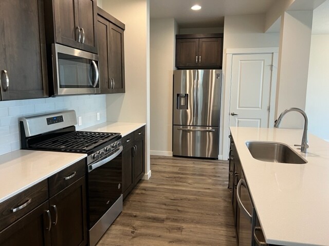 Building Photo - Moxie Ridge SE Boise heaven