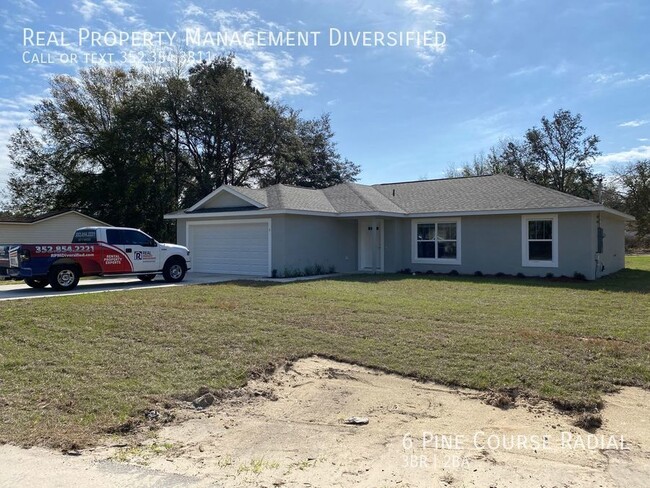 Building Photo - Custom Home - Desirable SE Ocala Neighborh...