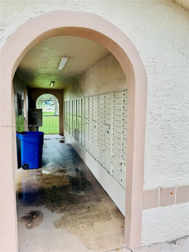 Building Photo - 2900 S University Dr