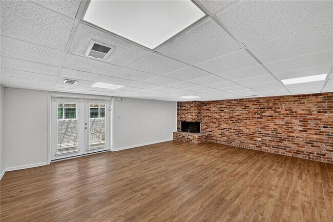 Building Photo - 1714 S Johnson Ferry Rd NE