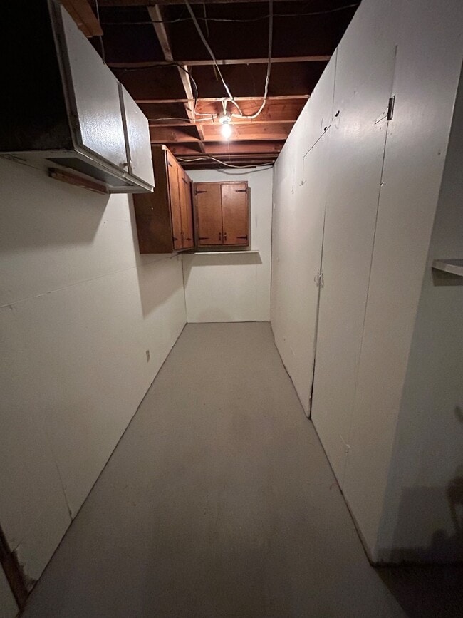 Building Photo - 908 Whitaker Dr