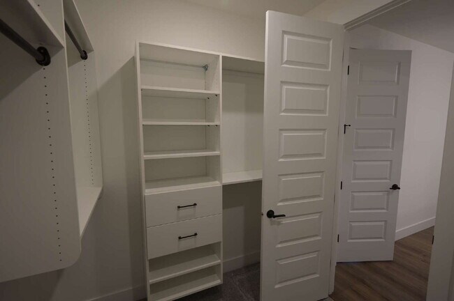 Building Photo - Beautiful New Home in Rolling Hills – Built in 2025