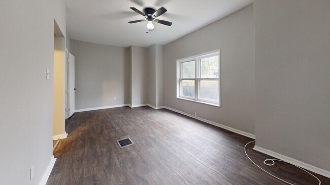 Building Photo - 3889 W.33rd