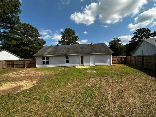 Building Photo - 68 Brierwood Cir