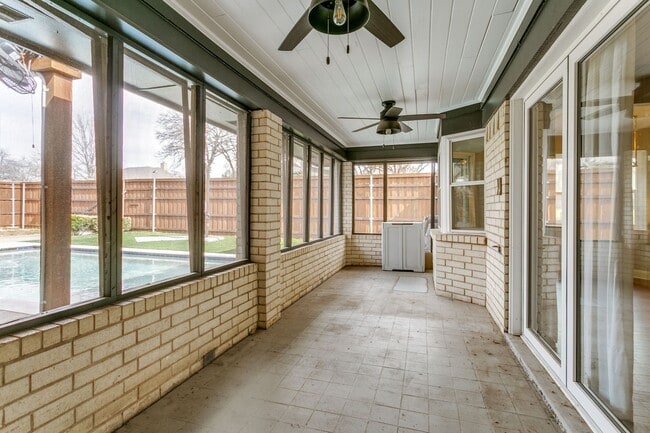 Building Photo - 4 bedroom with pool in Colleyville
