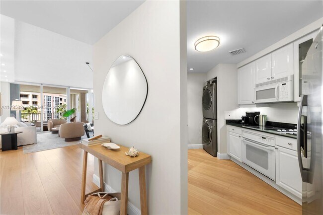 Building Photo - 705 Crandon Blvd