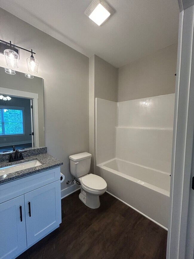 Building Photo - BRAND NEW Charming 2 Beds, 2 Baths, 1 Car ...