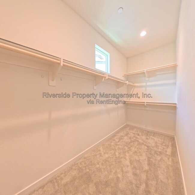 Building Photo - 16008 Jamie Ln