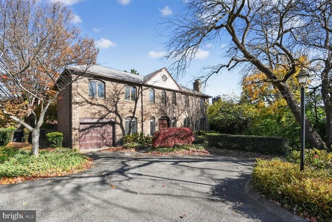 Building Photo - 3227 Ellicott St NW