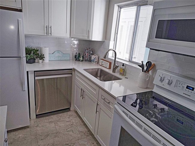 Building Photo - 1803 Flamingo Blvd