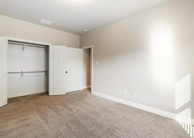 Building Photo - 5215 Wakefield Dr