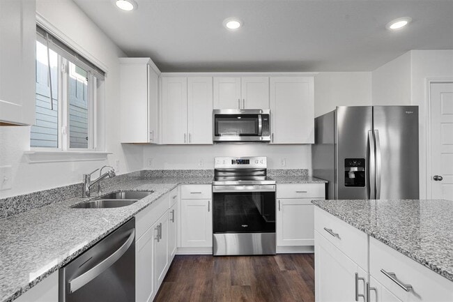 Building Photo - 812 Heartseed Ave