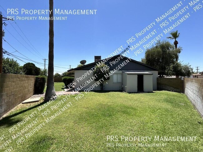 Building Photo - 6926 E Windsor Ave