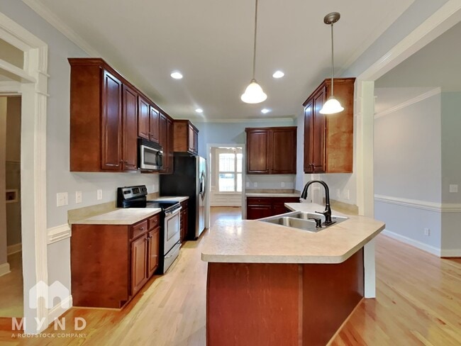 Building Photo - 50 Alvis Ct