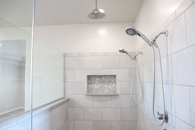 Building Photo - Welcome to your Southern Arizona desert oasis!