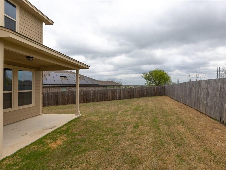 Building Photo - 1014 Chad Loop
