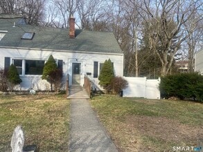 Building Photo - 168 Wainwright Pl