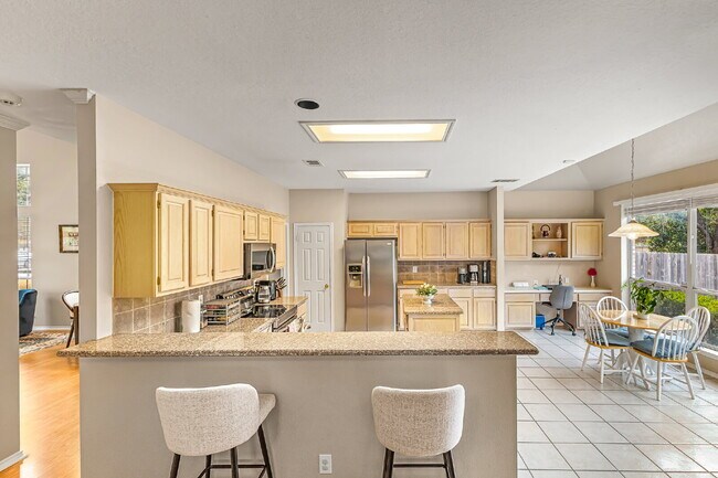 Building Photo - 2719 Rancho Mirage