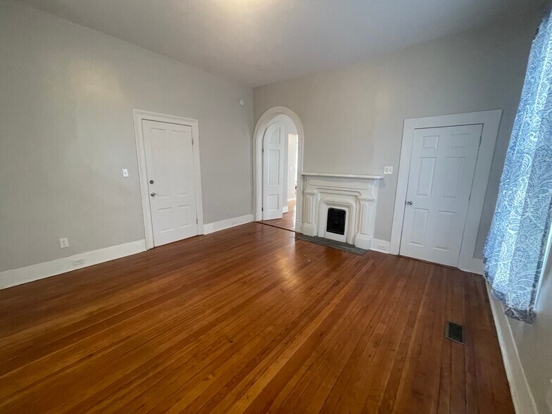 Building Photo - 405 Harrison St