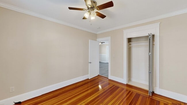 Building Photo - 5 Ropes St