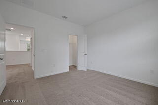Building Photo - 5 FL-5
