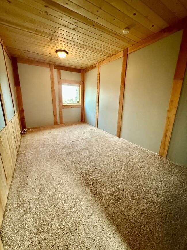 Building Photo - 2bd Home for Rent in Fairbanks!