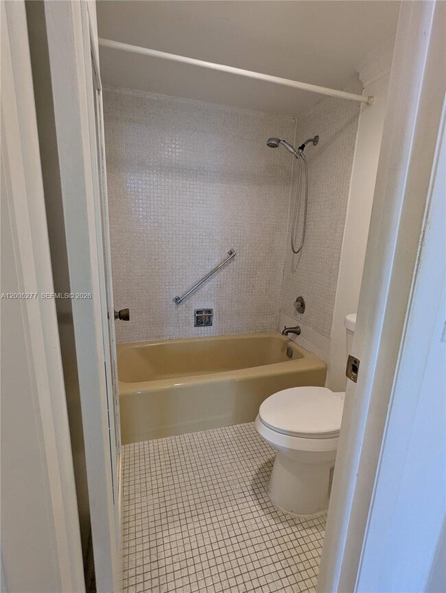 Building Photo - 16751 NE 9th Ave