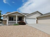 Building Photo - Nice Duplex in Established Neighborhood