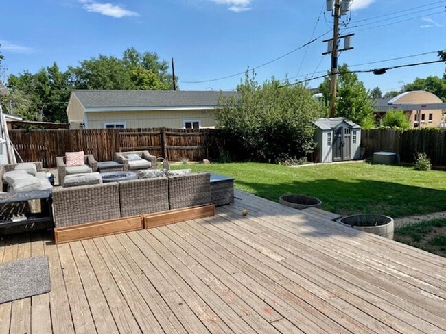 Building Photo - Amazing Littleton Bungalow